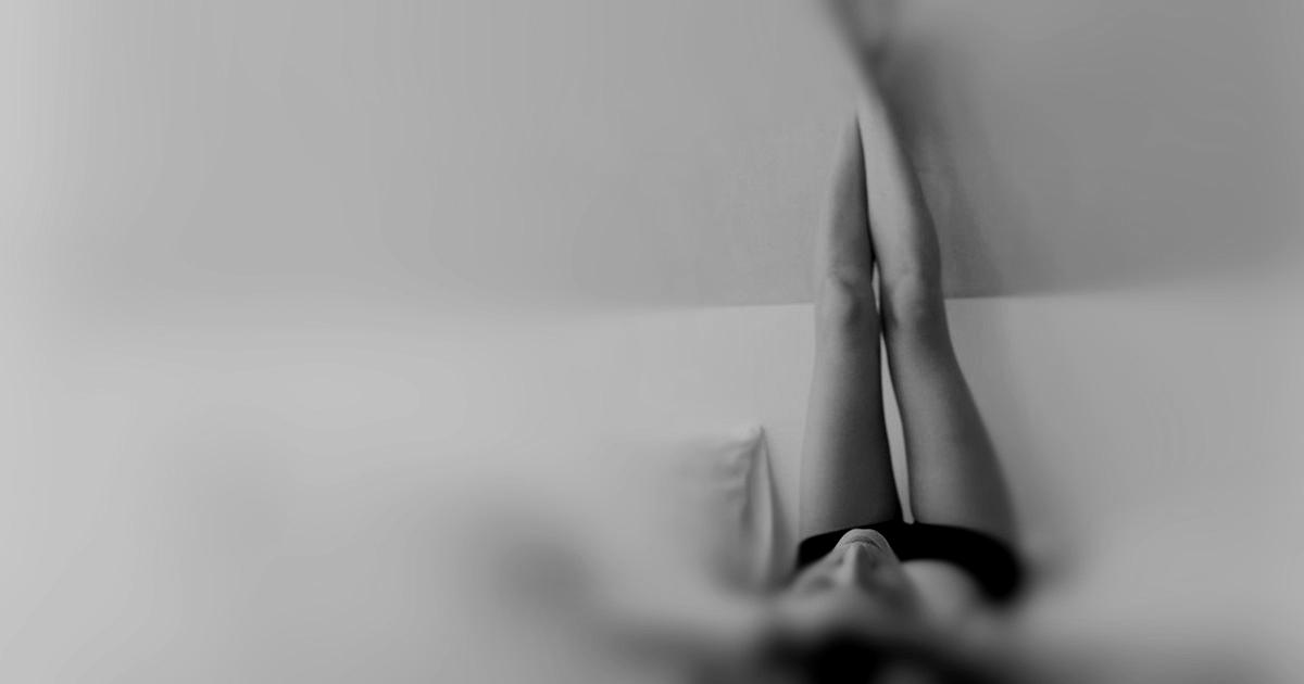 Con le gambe all’insù
